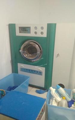 九成新干洗機(jī)器轉(zhuǎn)讓